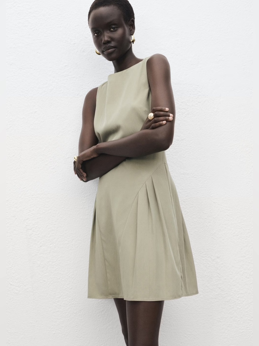Mango Olive boat neck dress with pleats NWT - Picture 4 of 6